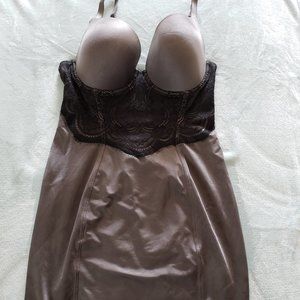 Gray/black body shaper slip